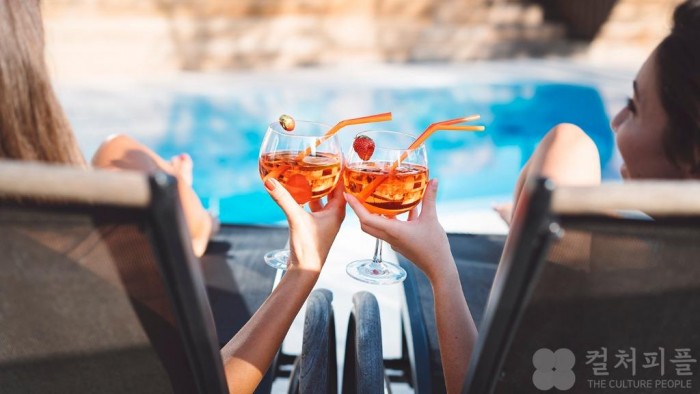 롯데시티호텔 마포, 호텔 수영장 독점 이용 혜택 담은 ‘프라이빗 풀 서비스’ 제공