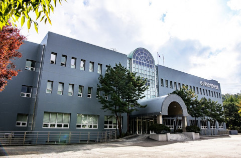 민주화운동기념사업회, 강원도교육청과 민주시민교육 활성화 업무협약 체결