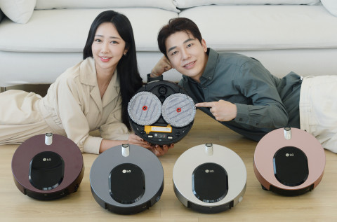 LG전자, 바퀴 없는 물걸레 전용 로봇청소기 ‘LG 코드제로 M9 씽큐’ 출시