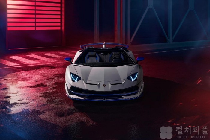 오토모빌리 람보르기니, 한정판으로 제작된 아벤타도르 SVJ Xago 에디션 세계 최초 선보