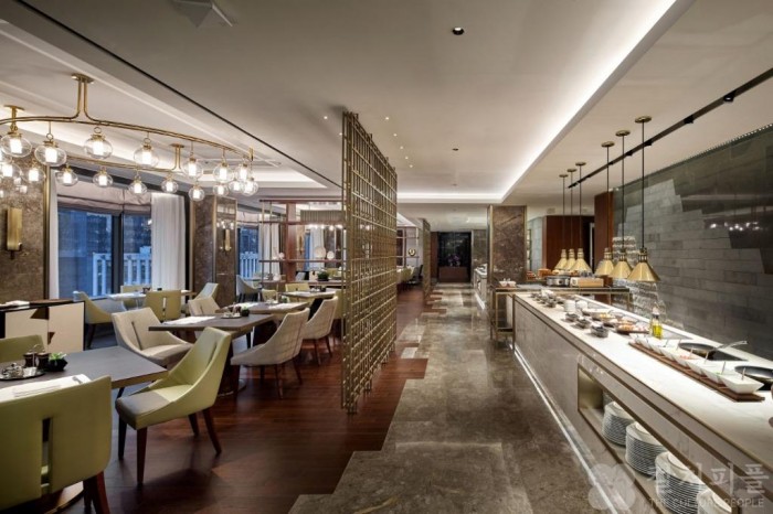 롯데호텔 서울 이그제큐티브 타워 ‘라캉스’ 성지 등극, ‘르 살롱 오퍼’ 패키지