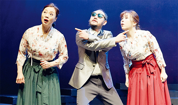 자녀학대 이야기로 재구성한 현대판 심청전