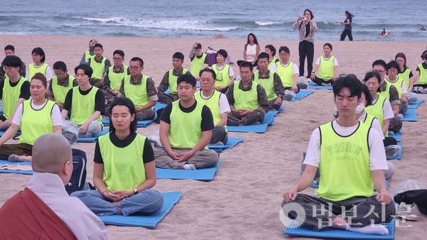 페스티벌에서는 다채로운 명상 문화의 향연이 마련된다. 사진은 지난 